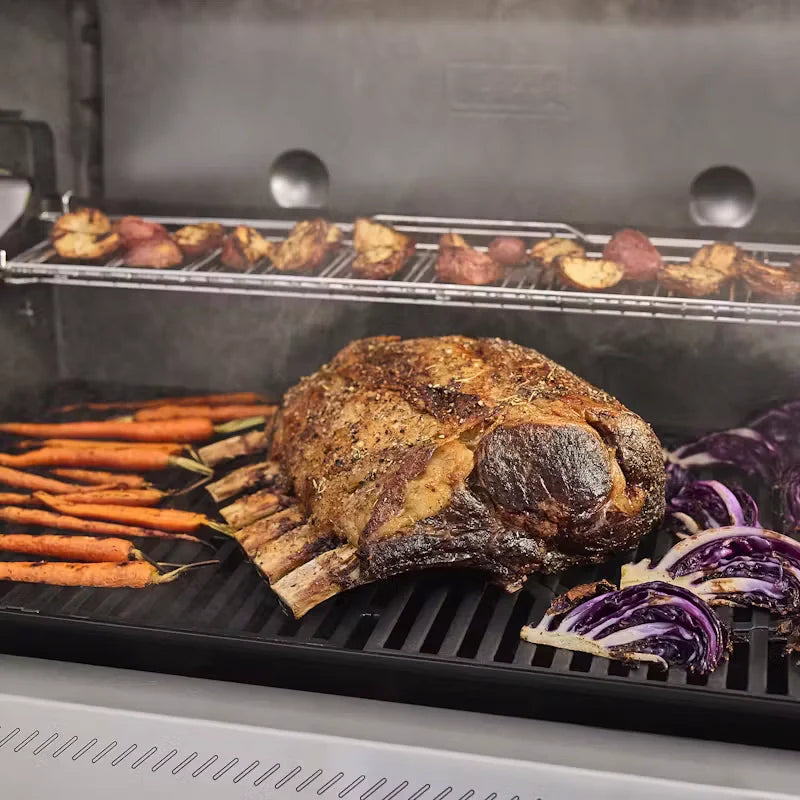 Genesis EP-435W Gas Barbecue with Sear Zone and Side Burner